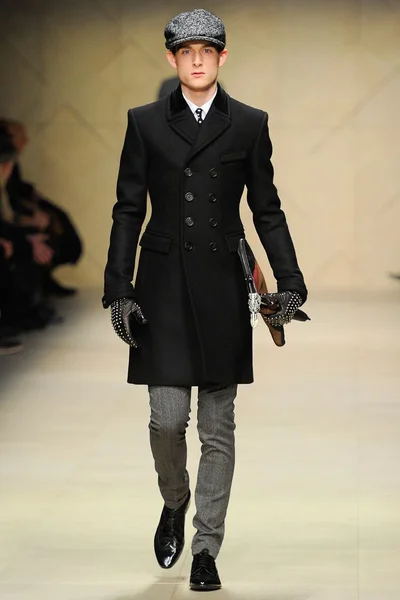 Look 4